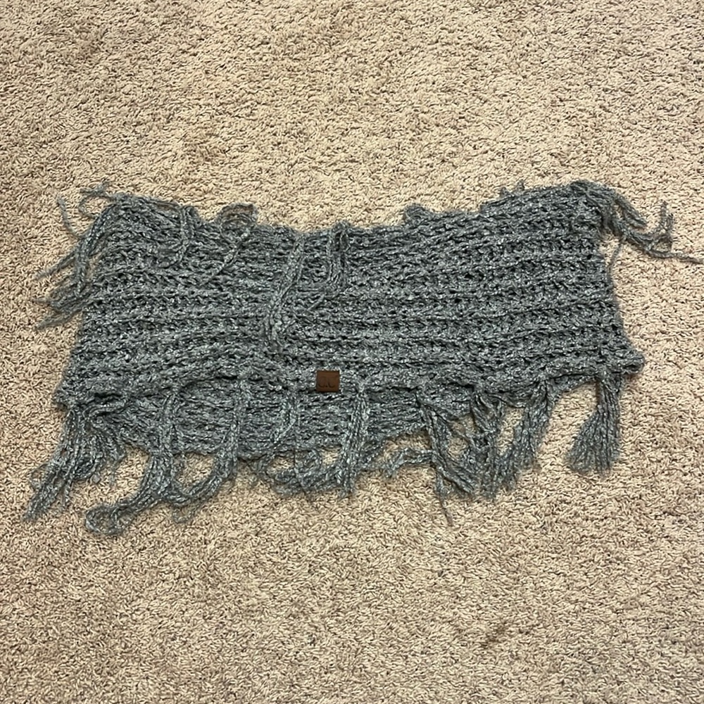 C.C Tassel Knit Gray Infinite Scarf